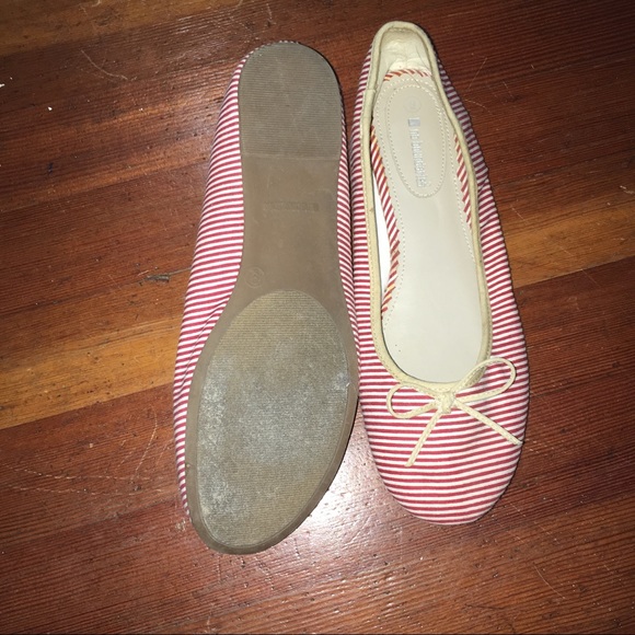 Red and white stripe flats - Picture 3 of 4